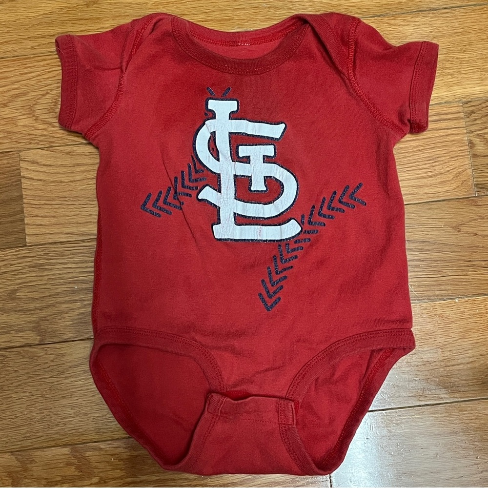 Well-Loved St. Louis Cardinals Onesie - size 6-9 months